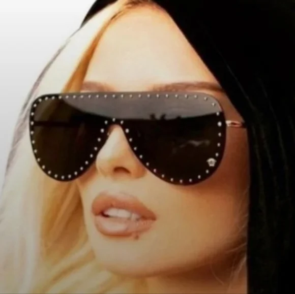 Sale✨️ Versace Gold Studded Aviator - Picture 6 of 14